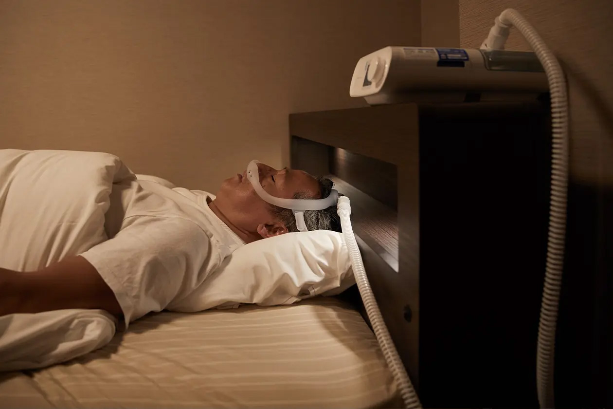 CPAP治療の機器を装着した状態